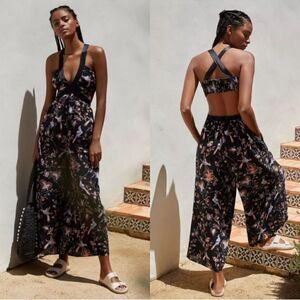 Anthropologie The Brinley V-Neck Floral Black Jumpsuit NEW Size Small